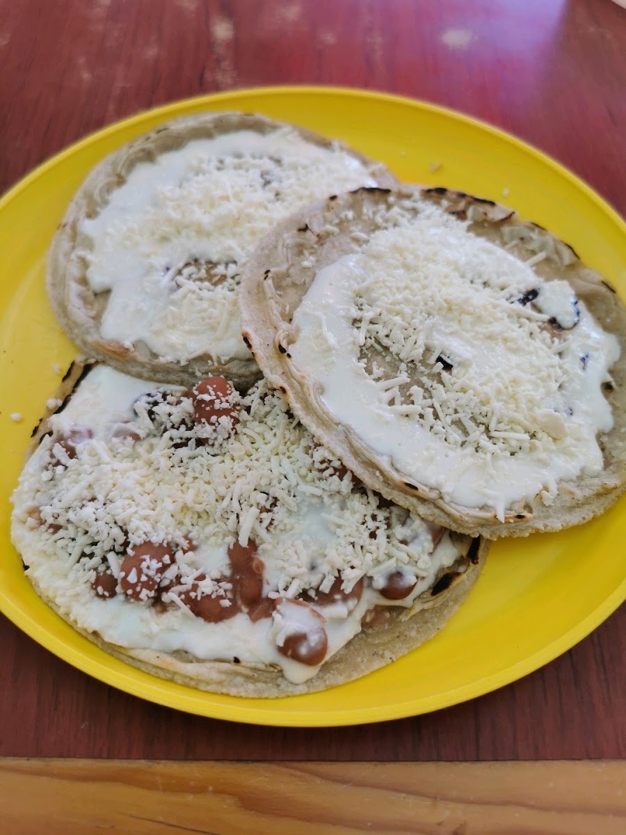 Antojitos Evelyn Photo 5