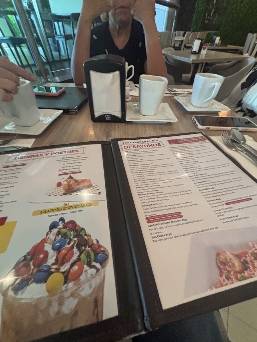 Baguettes Cafe Circuito Menu