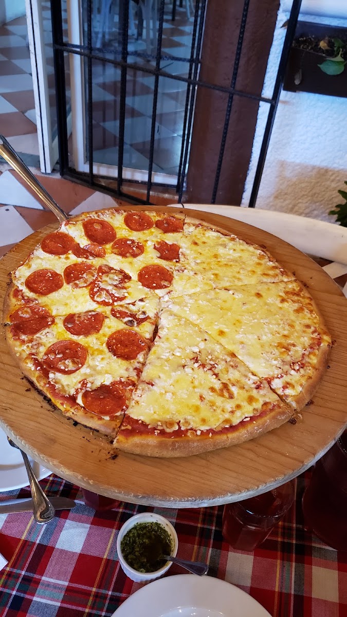 Balagan pizza Photo 9