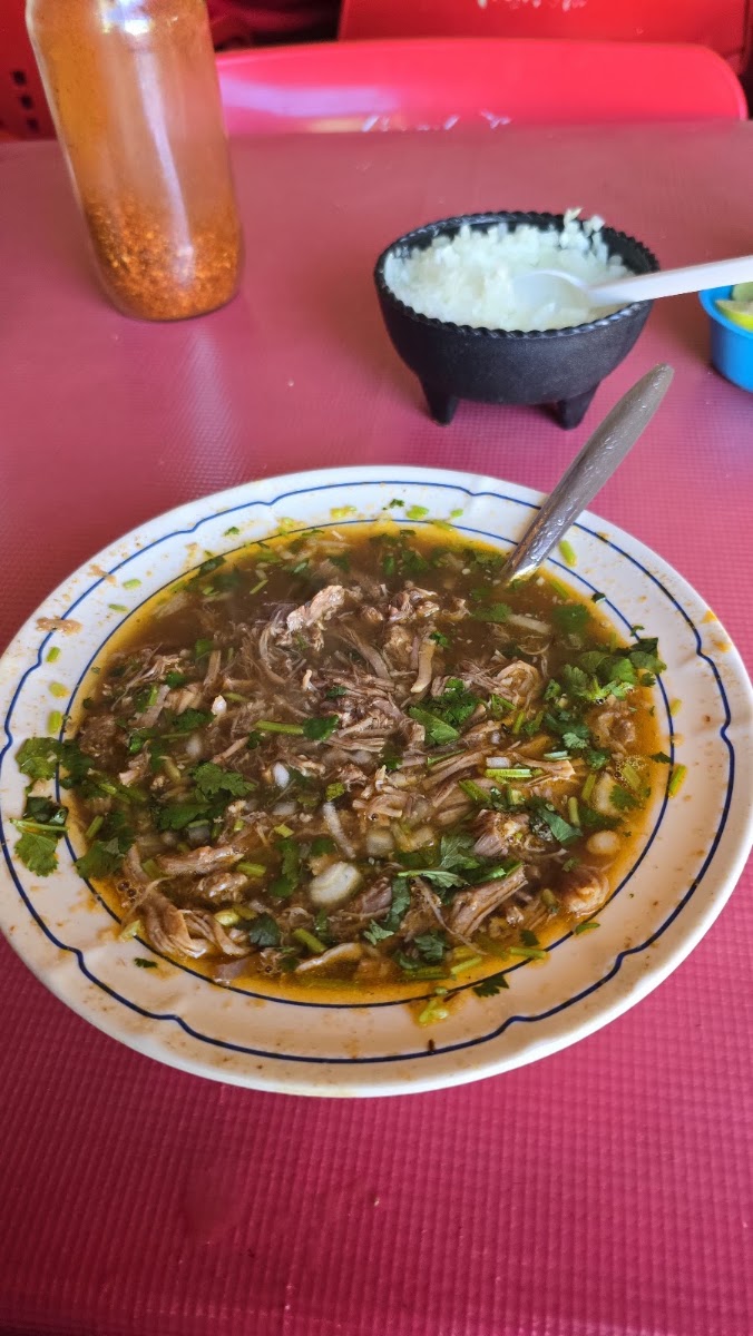 Birria Los Chiveros Photo 10