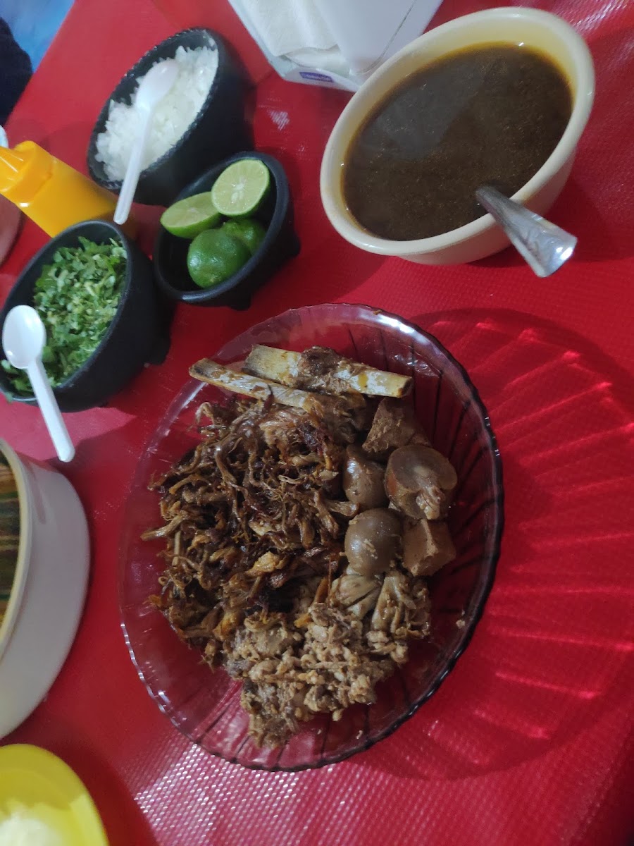 Birria Los Chiveros Photo 9