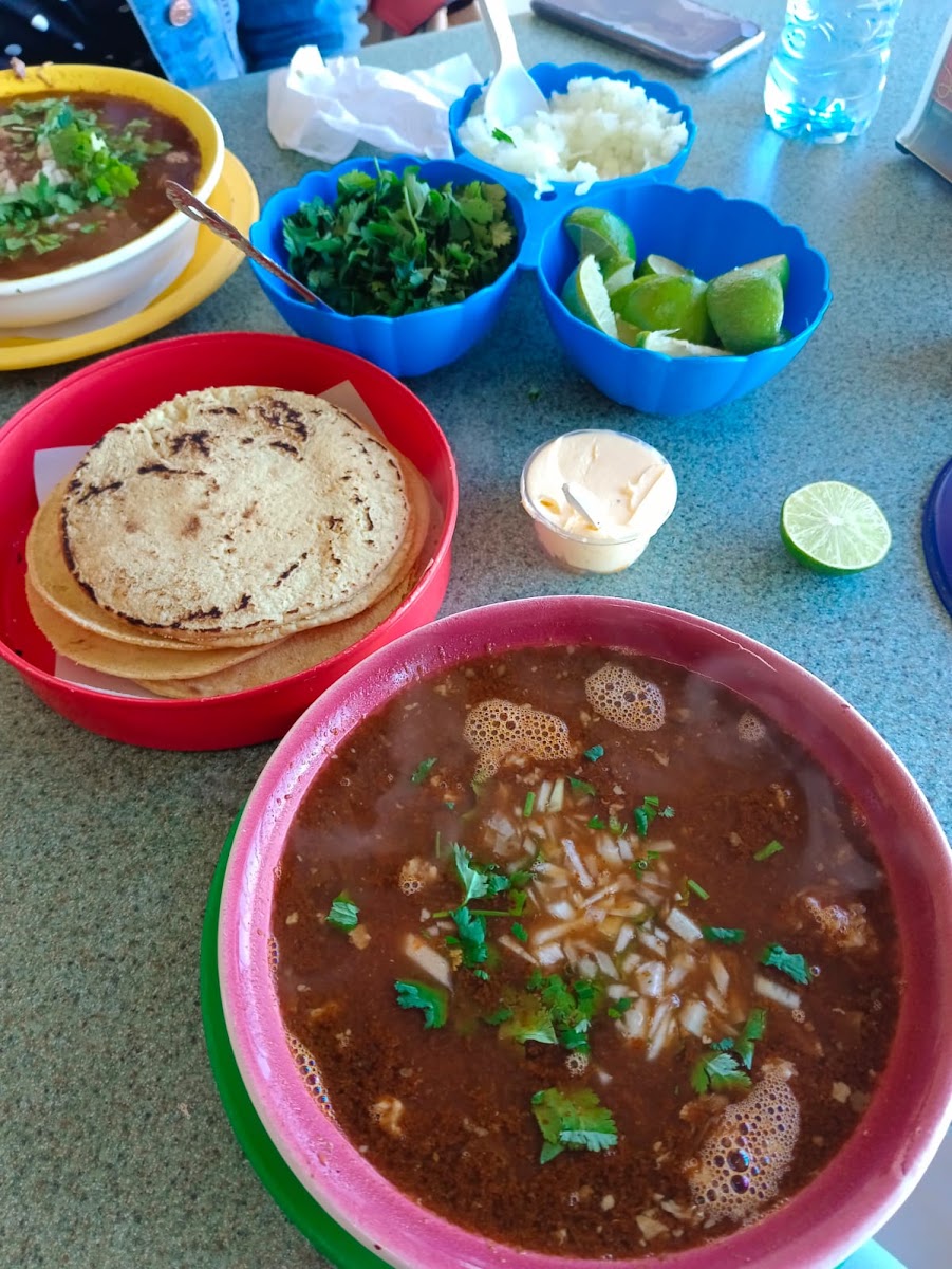 Birrieria Los Amigos De Jalisco - Prohogar Photo 7