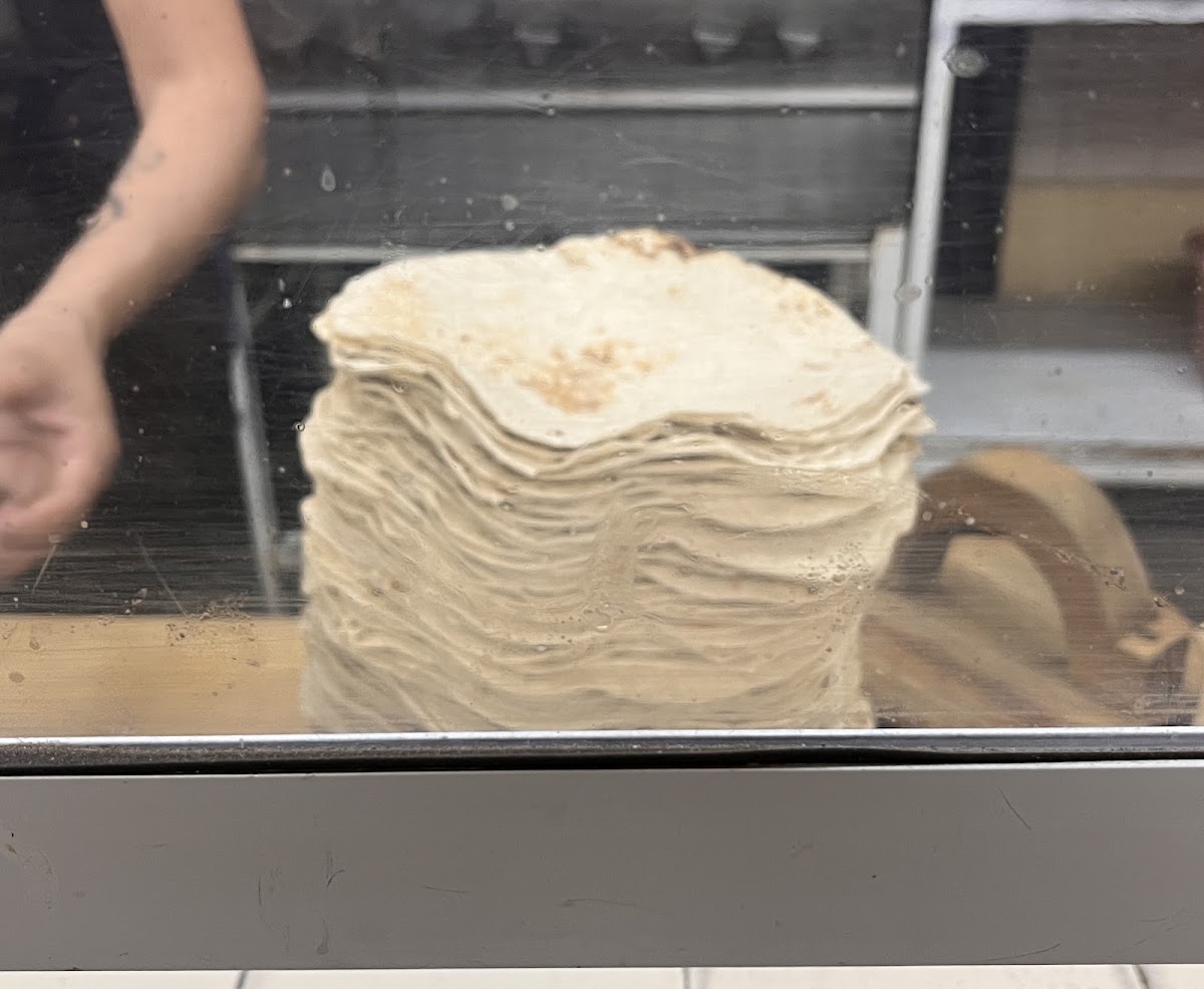 Burritos El Compa Photo 9
