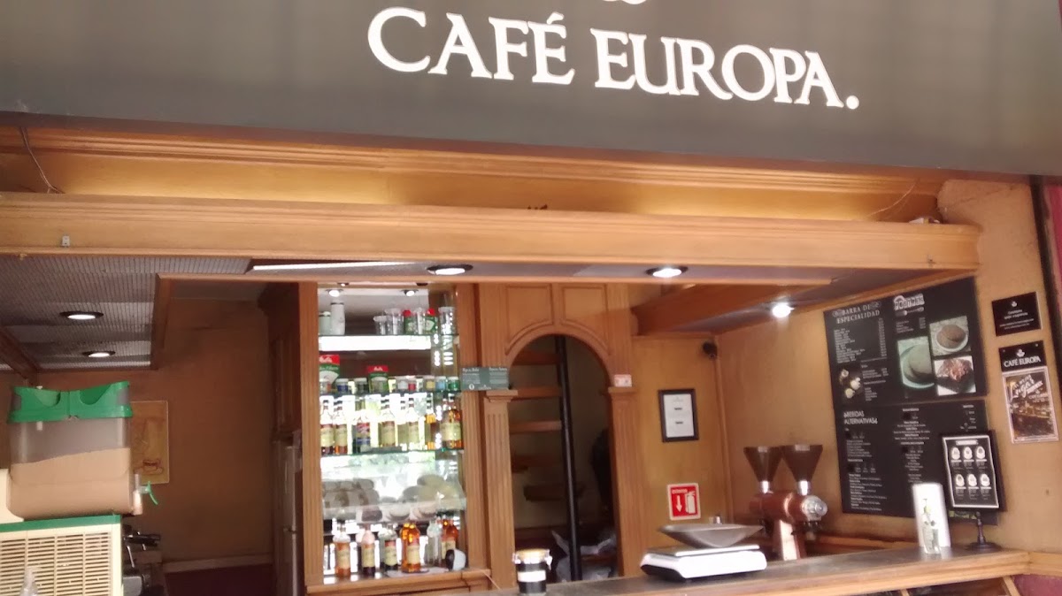 Cafe Europa Patio Photo 4