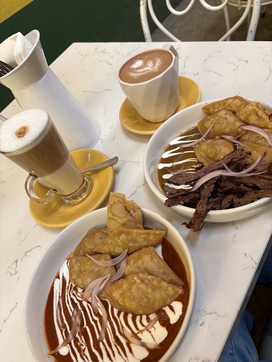 Cafe Tres Abejas Photo 10