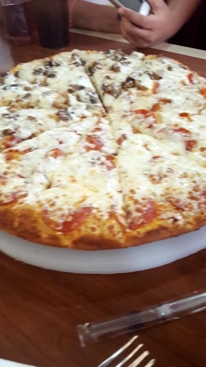 Carimali Pizza Photo 2