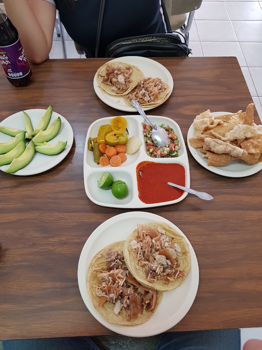Carnitas El Chacho Photo 10