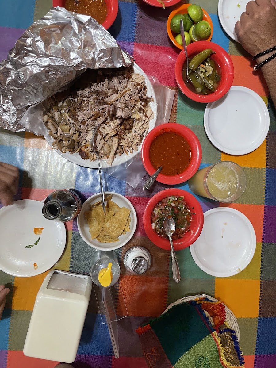 Carnitas Vicente Photo 10