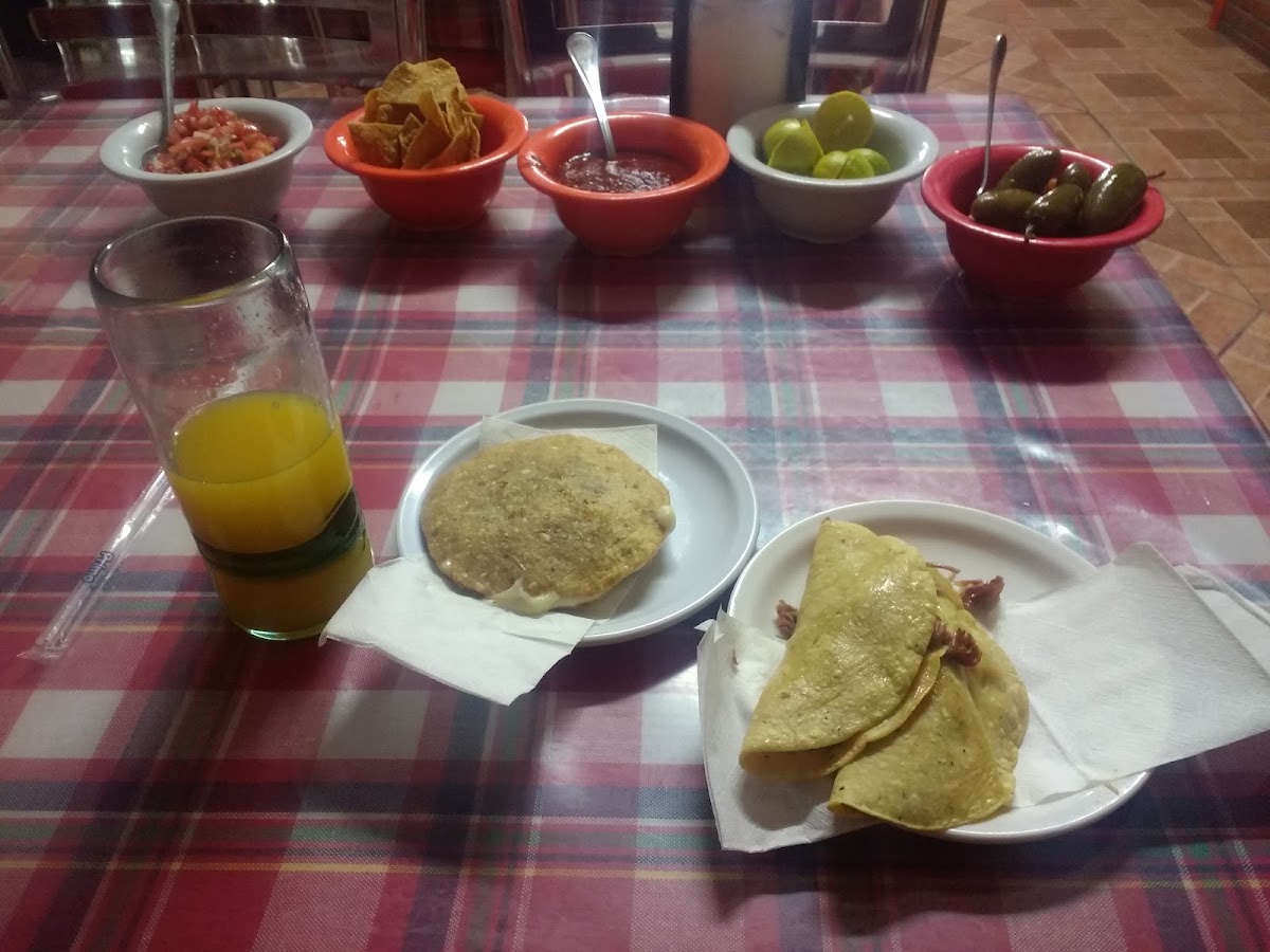 Carnitas Vicente Photo 6