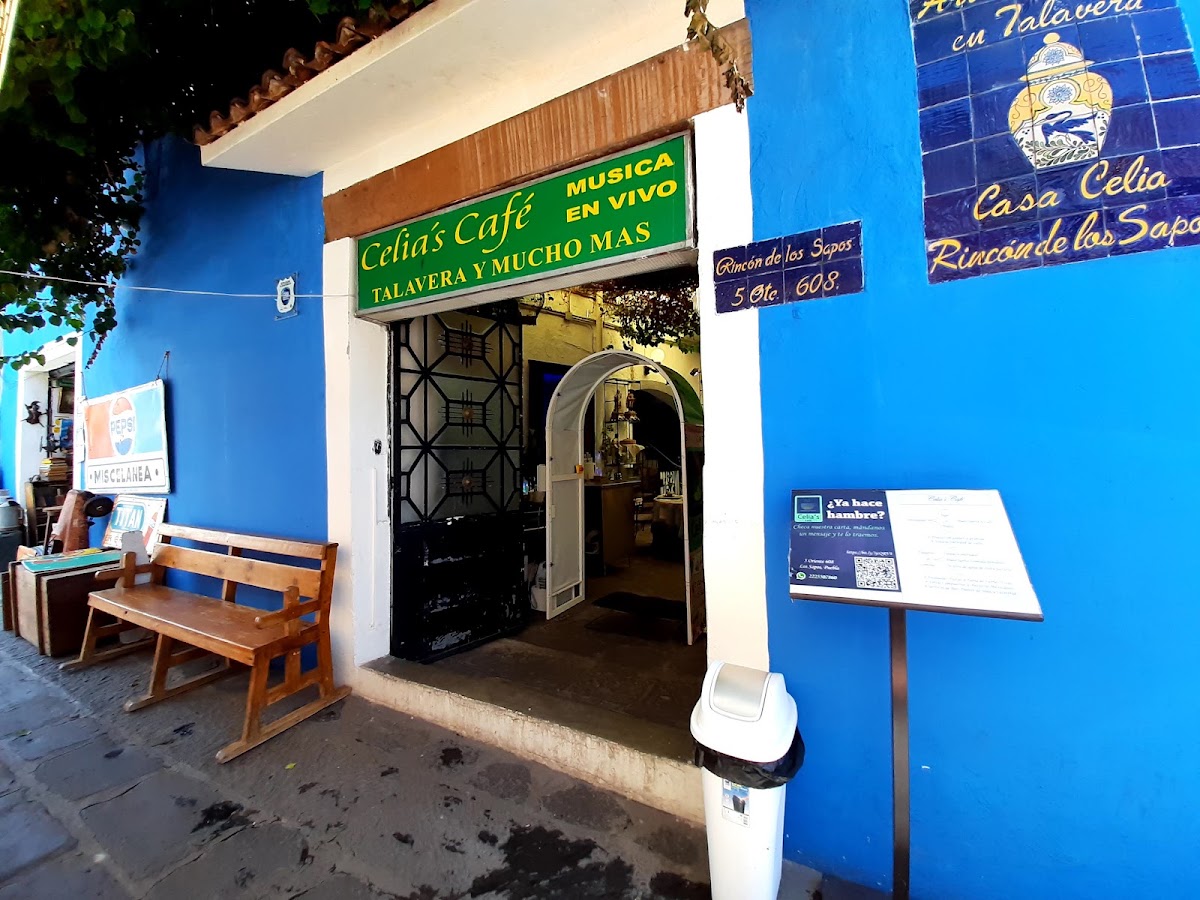 Celias Café