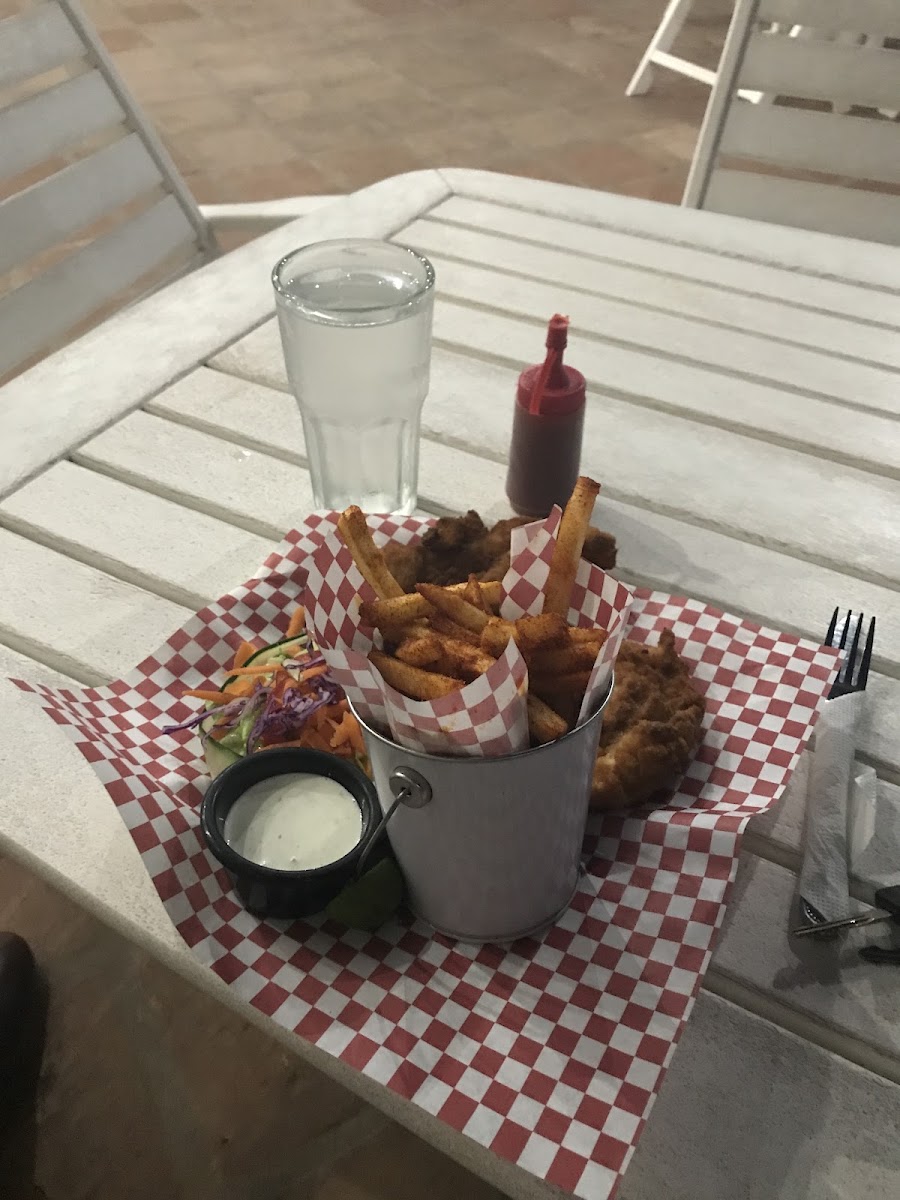 Chihuahua's Restaurant Photo 8