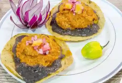 Cochinita Pibíl Mama Mago