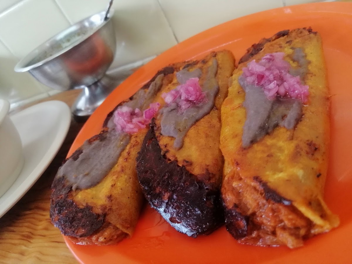 Cochinita Pibíl Mama Mago Photo 8
