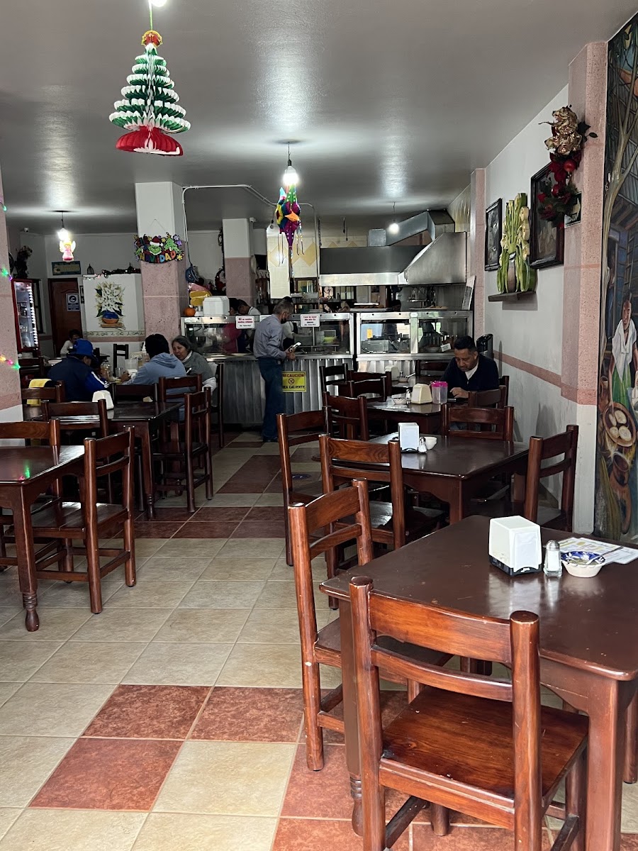 Cocina Economica Mary Photo 4