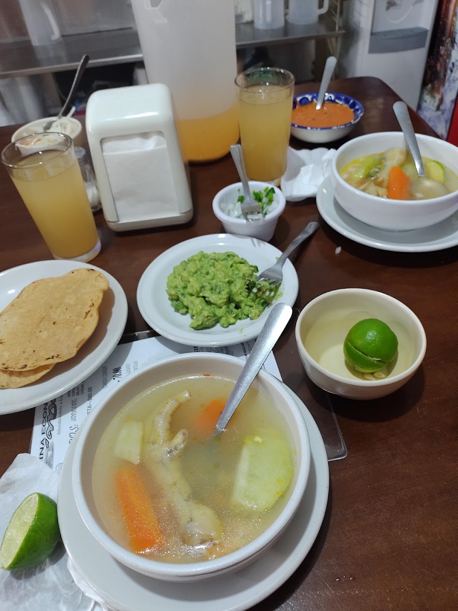 Cocina Economica Mary Photo 6