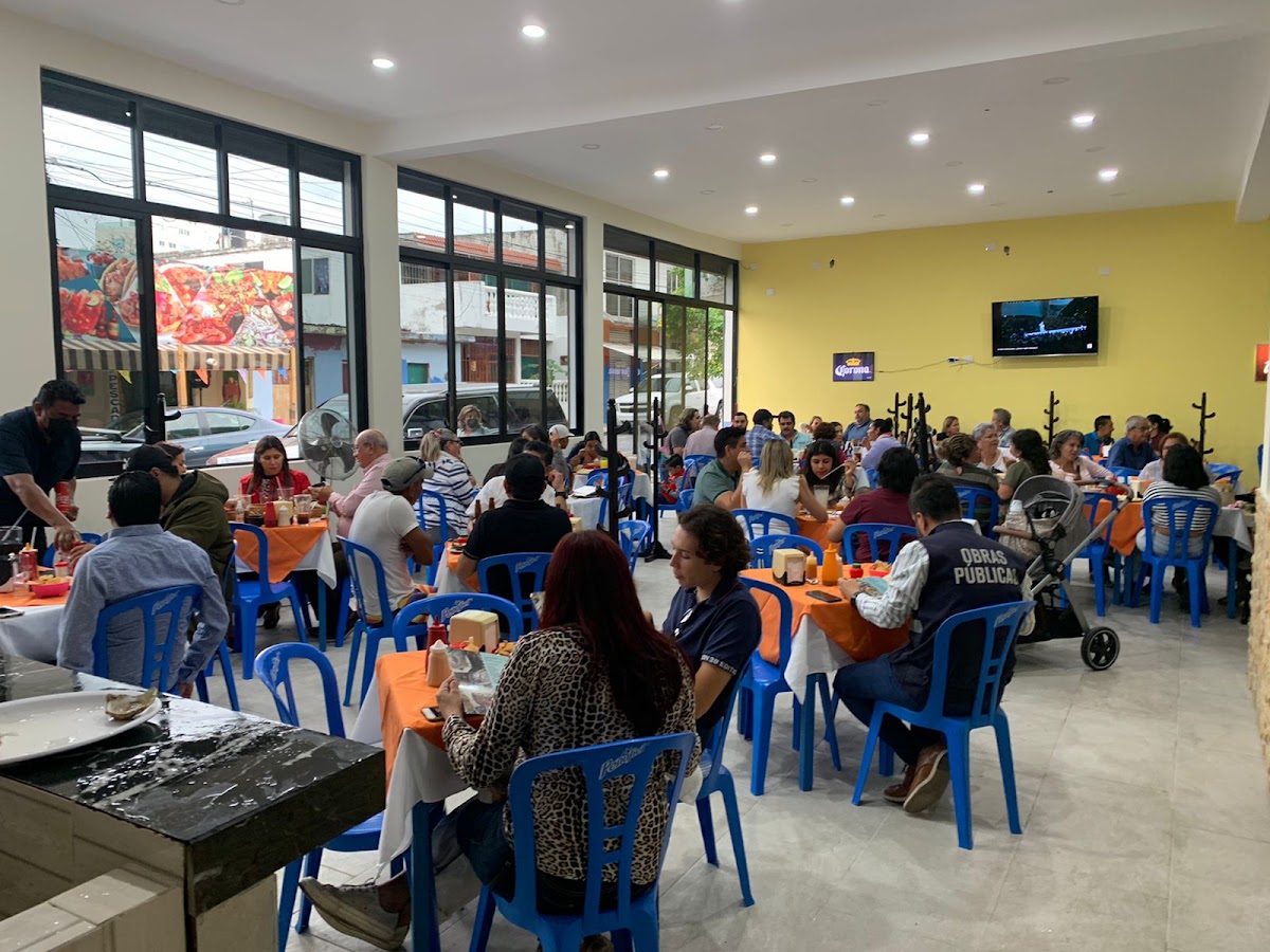 Cocteleria Y Mariscos Tono Bayon