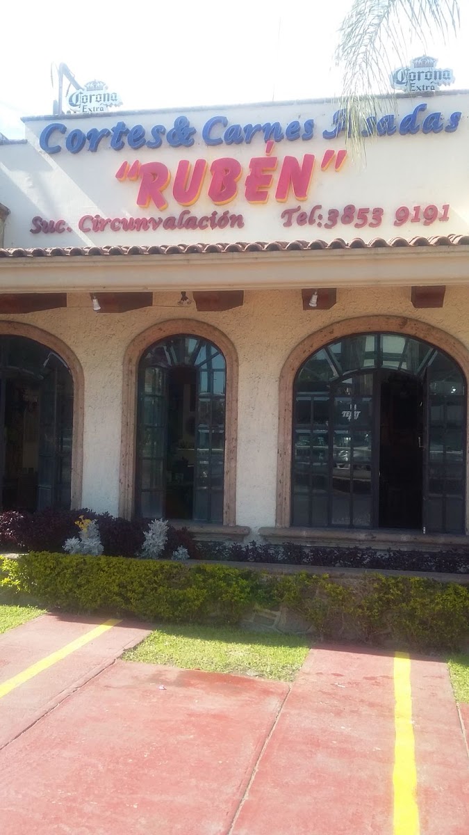 Cortes Y Carnes Asadas Ruben