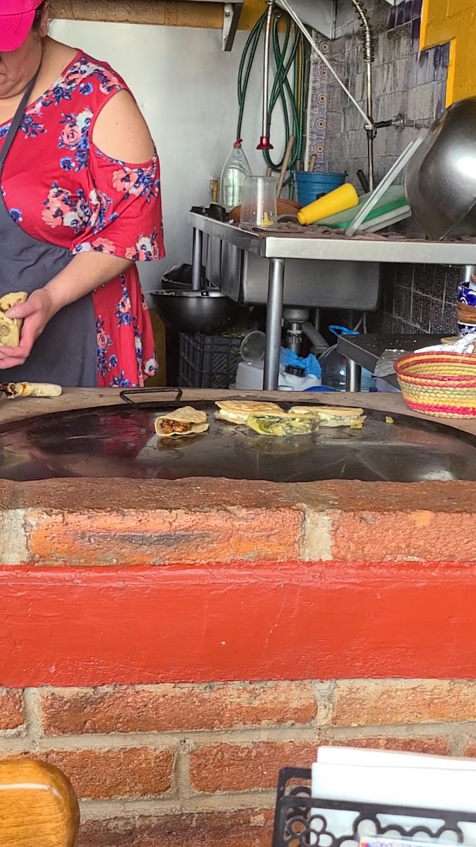 Currucucu Cocina Artesanal Mexicana Photo 2
