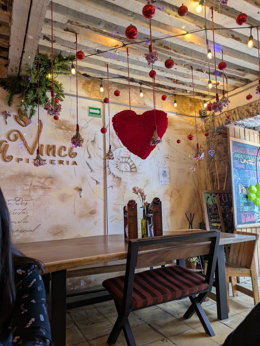 Da Vinci Pizzeria Photo 3