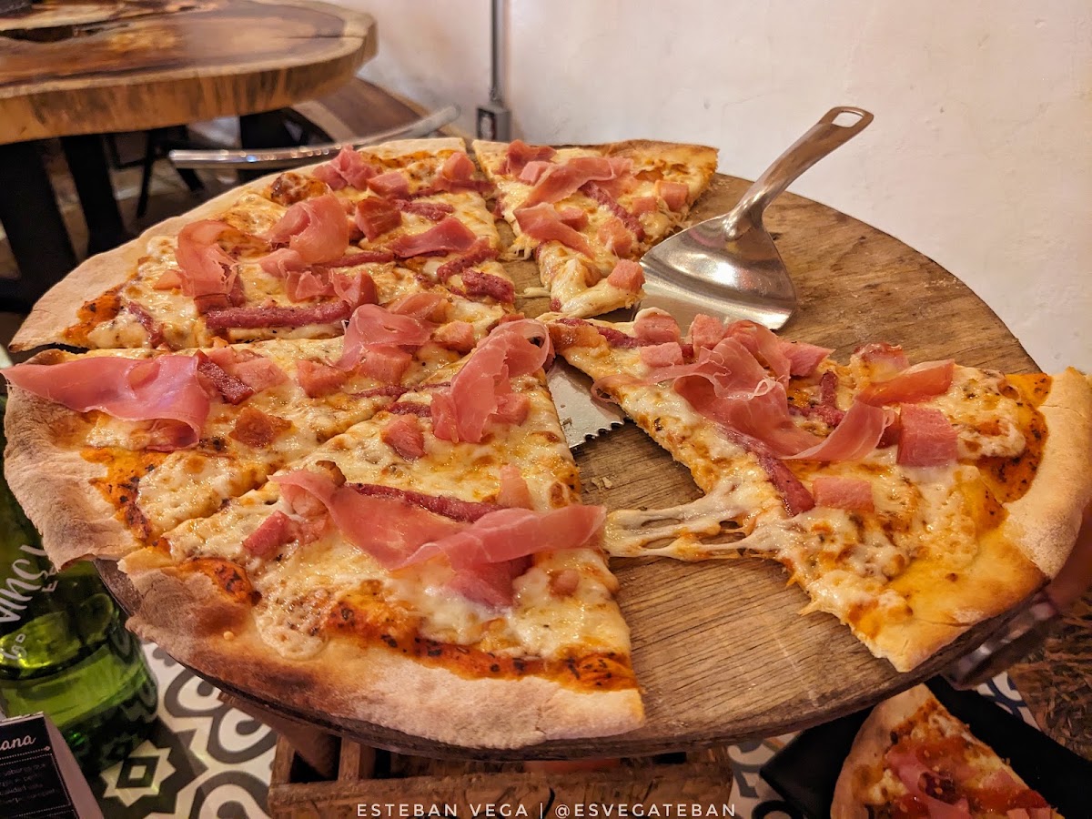 Da Vinci Pizzeria Photo 6