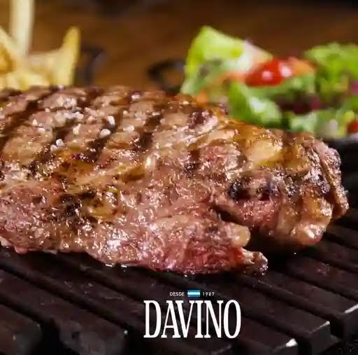 Davino Cortes Premium Photo 4