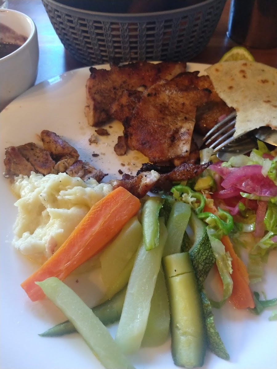 DELUCIO Comida regional Photo 9