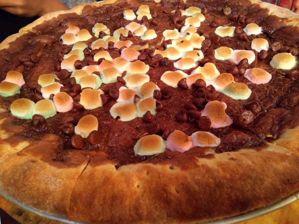 Demetrio's Pizza Porn Americas Photo 5