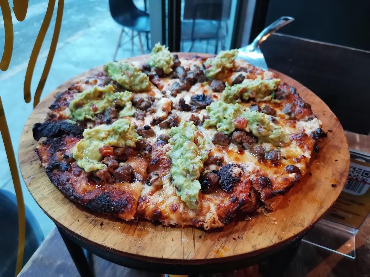 Demetrio's Pizza Porn Americas Photo 7