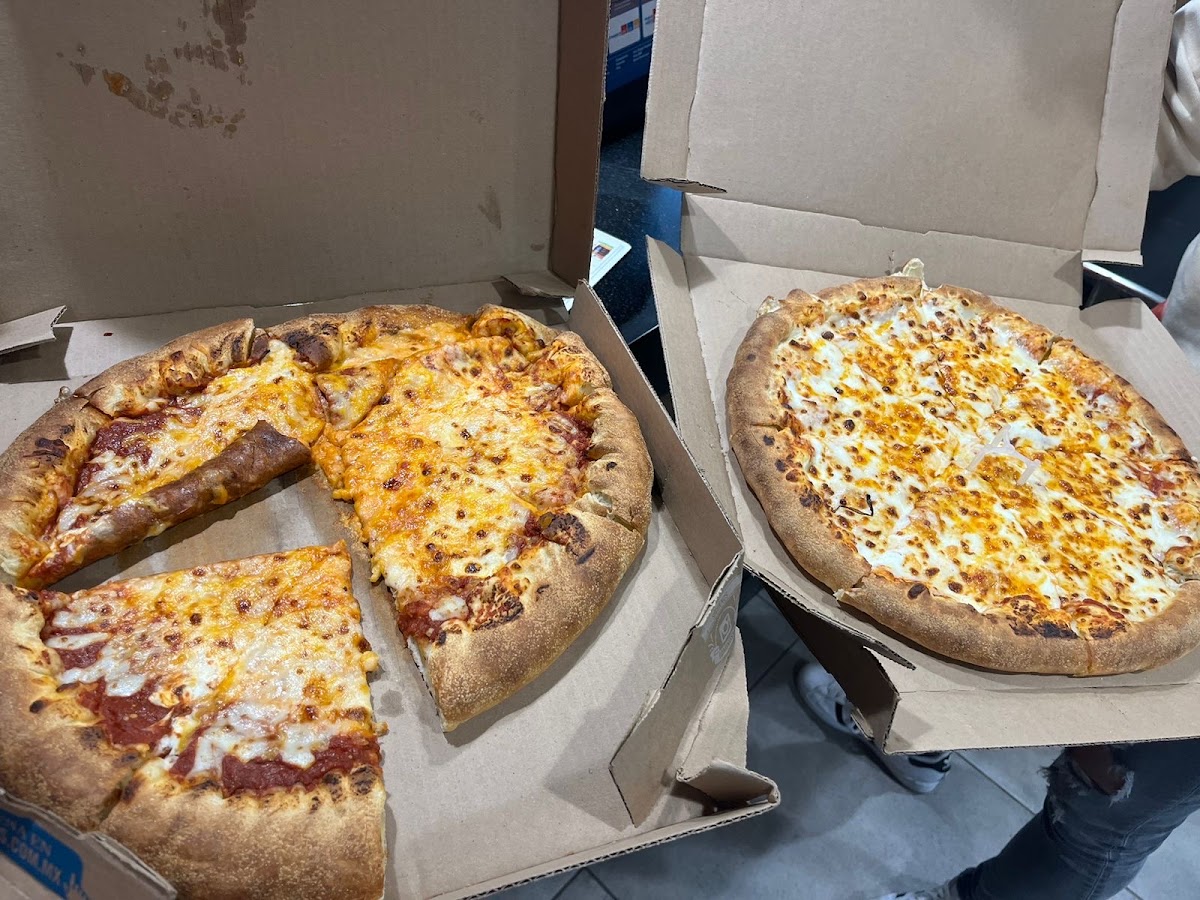 Domino's Guadalajara Providencia Photo 9