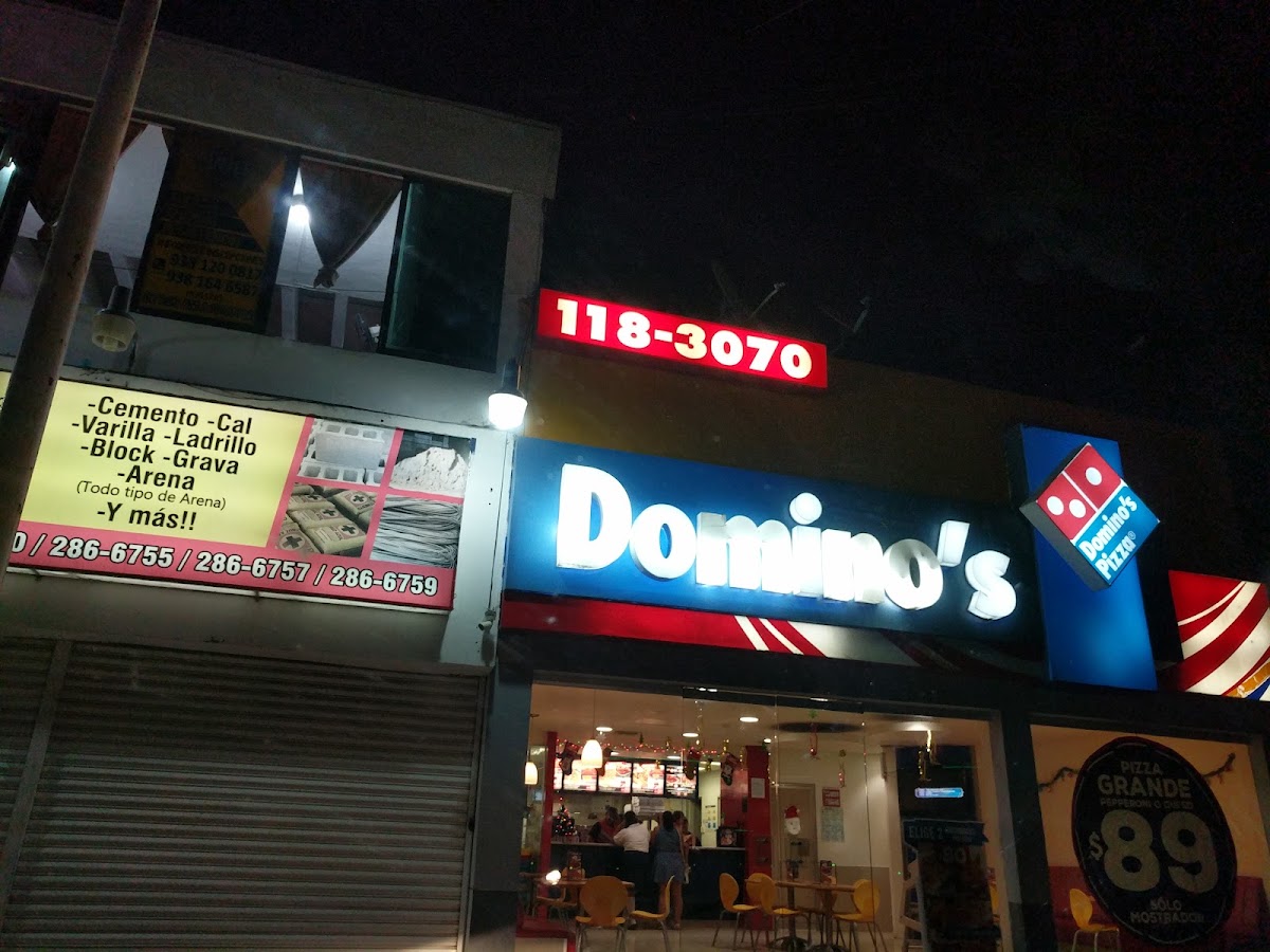 Domino's Puerto Real