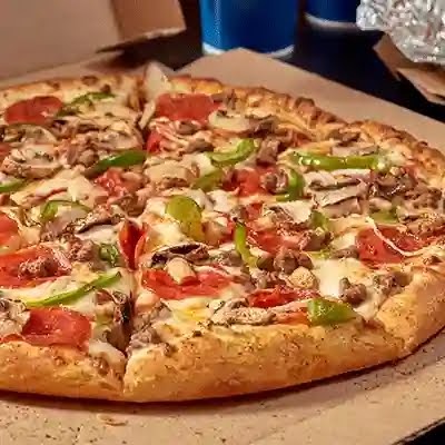 Domino's Velamar Photo 8