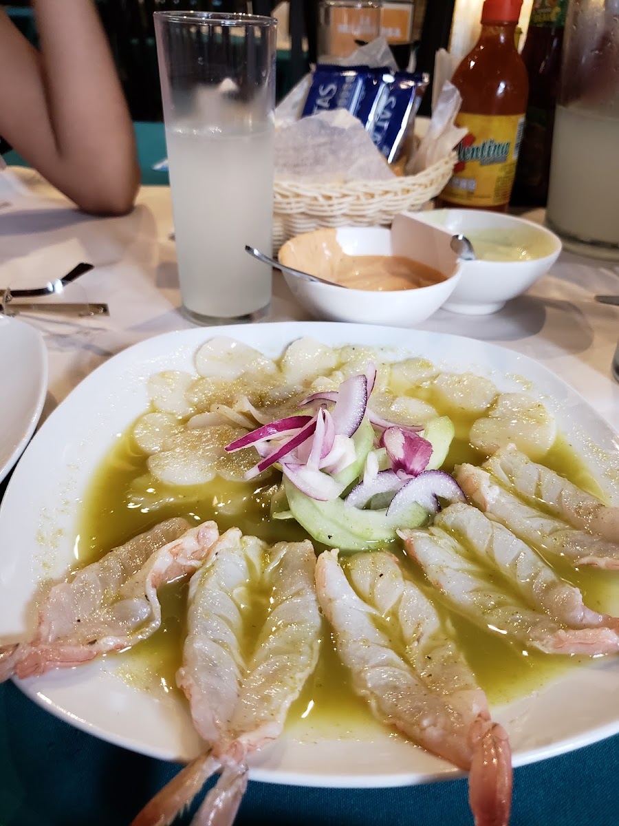 El Acueducto Mariscos Sushi Bar Photo 9