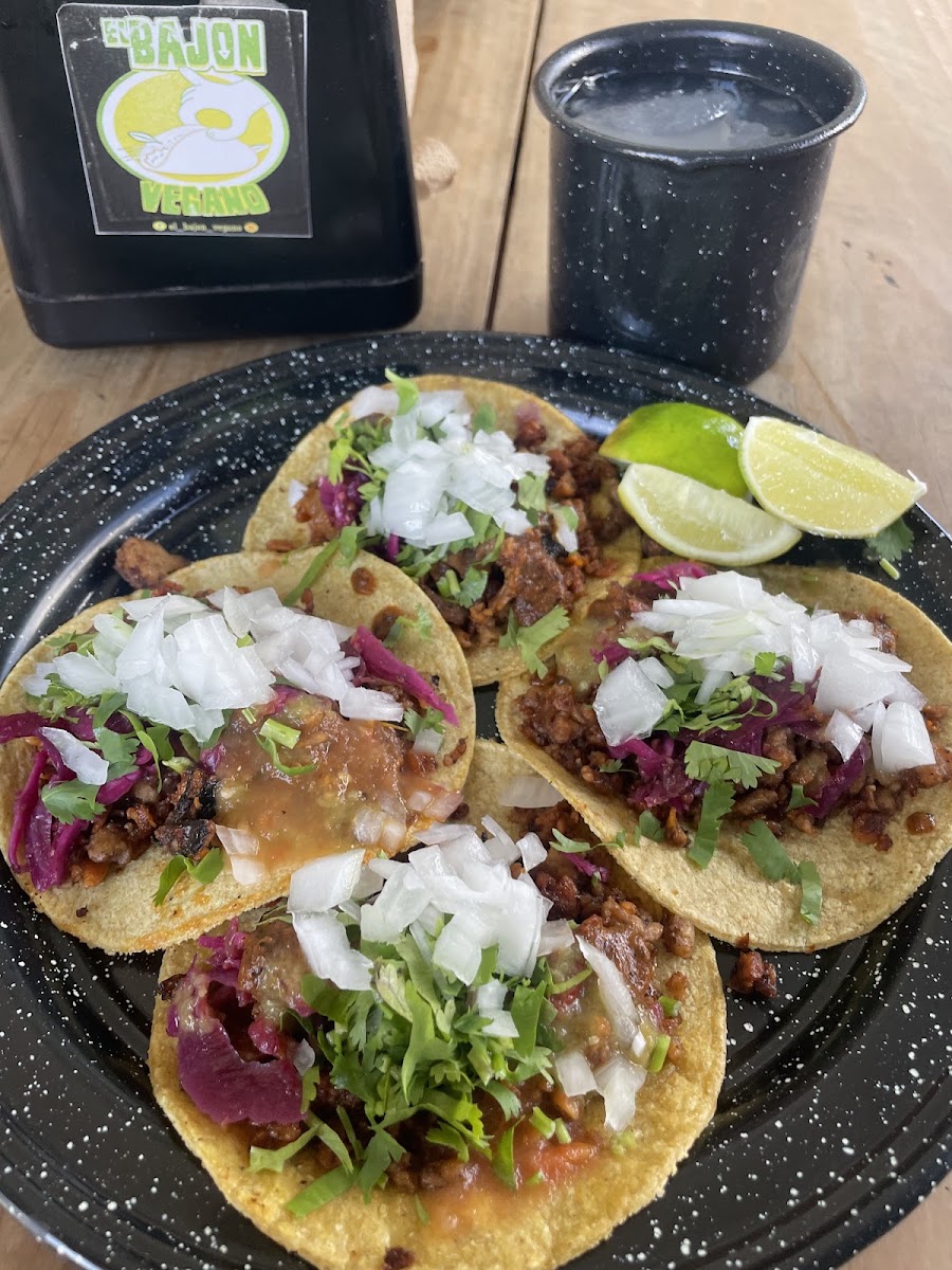 El Bajon Vegan Tacos Photo 4