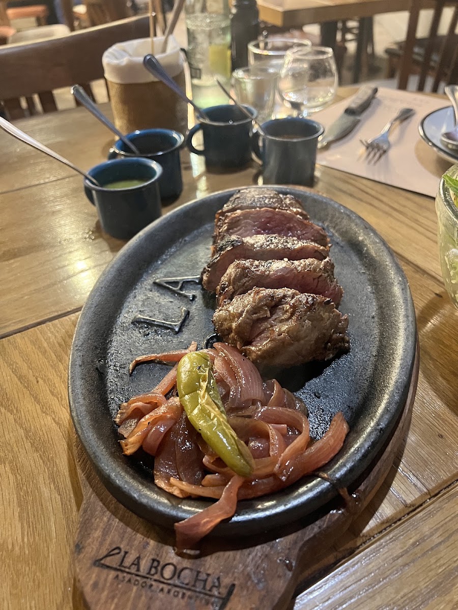 El Barrio De La Bocha Asador Argentino Photo 3