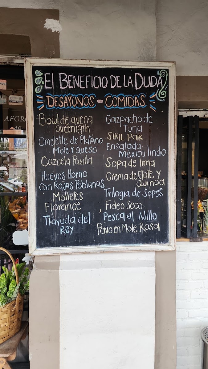 El Beneficio Cafe #2 Menu Photo 6
