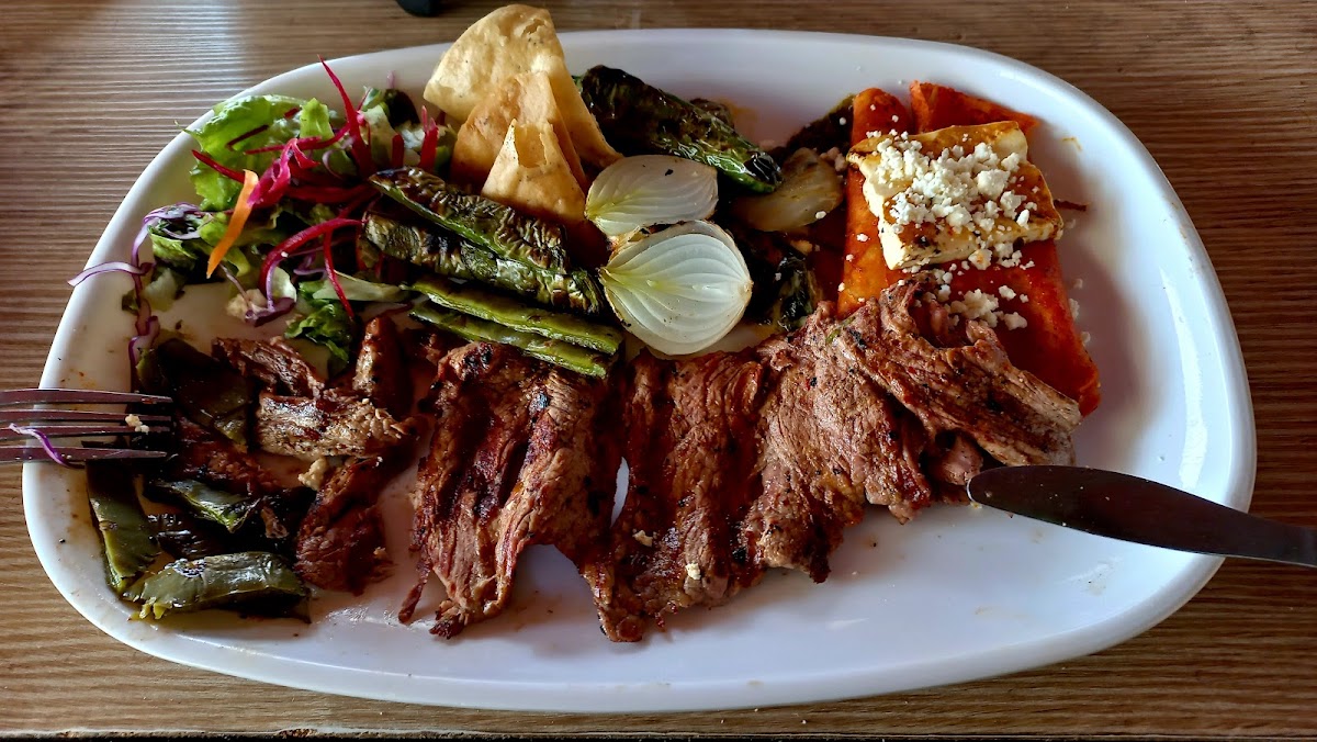 El Buen Sazón De Los Ángeles Photo 6