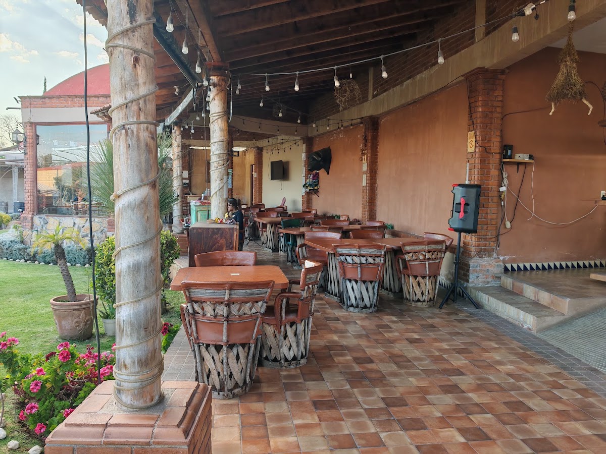 El Rincón Brujo Terraza Jardín