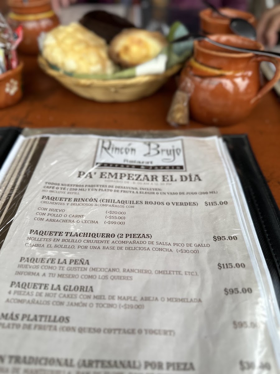 El Rincón Brujo Terraza Jardín Menu Photo 4