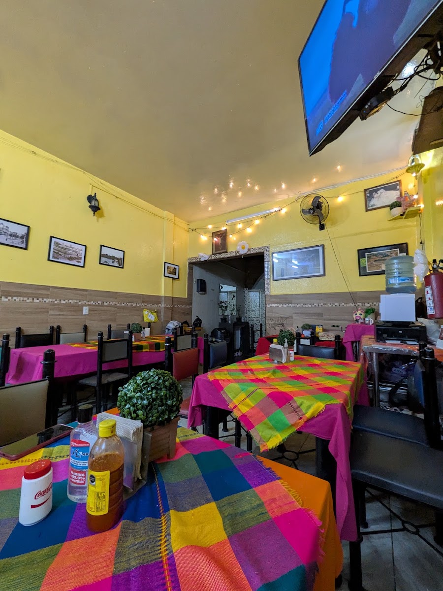 Enchiladas Y Carnitas La Estrella