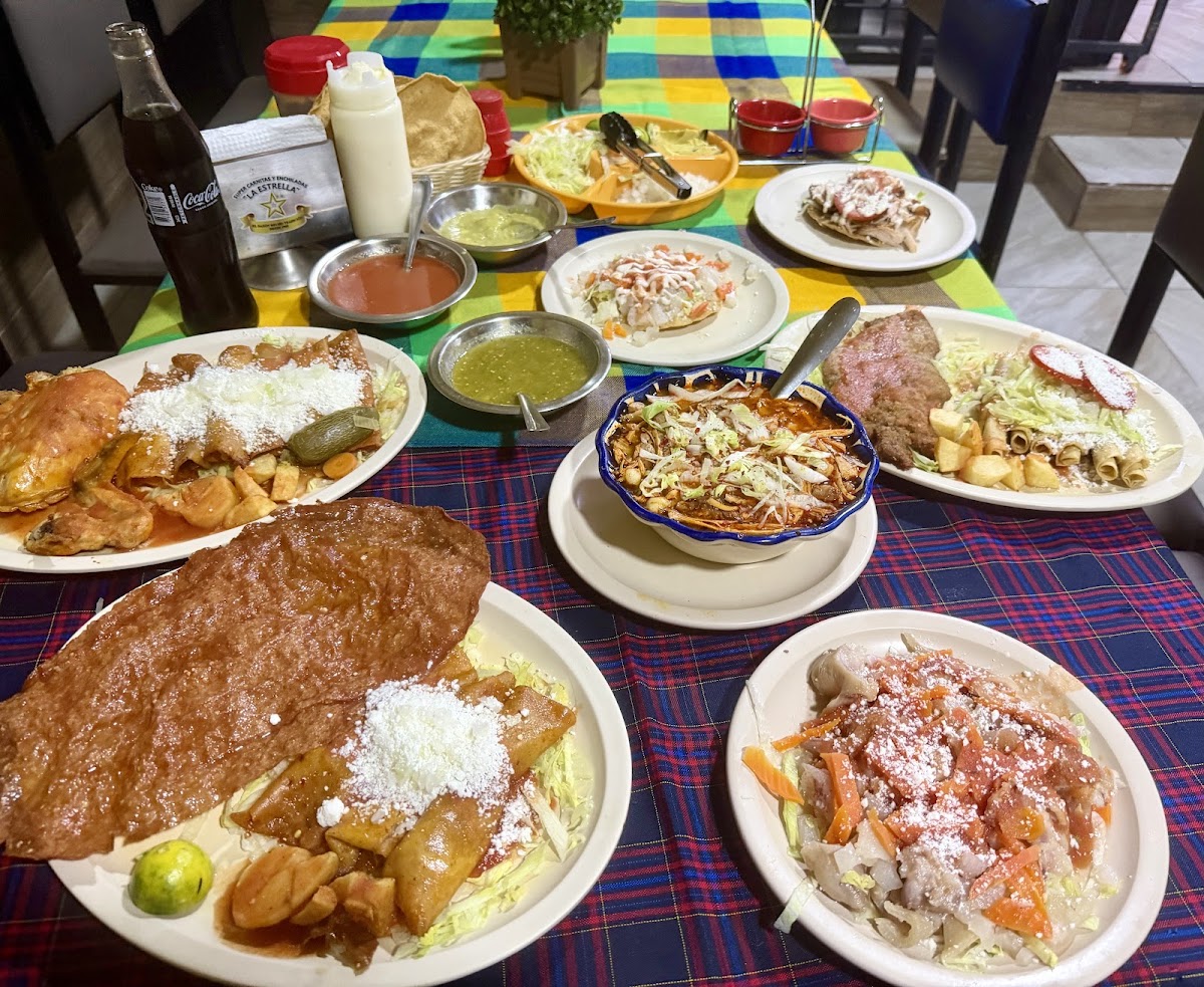 Enchiladas Y Carnitas La Estrella Photo 2