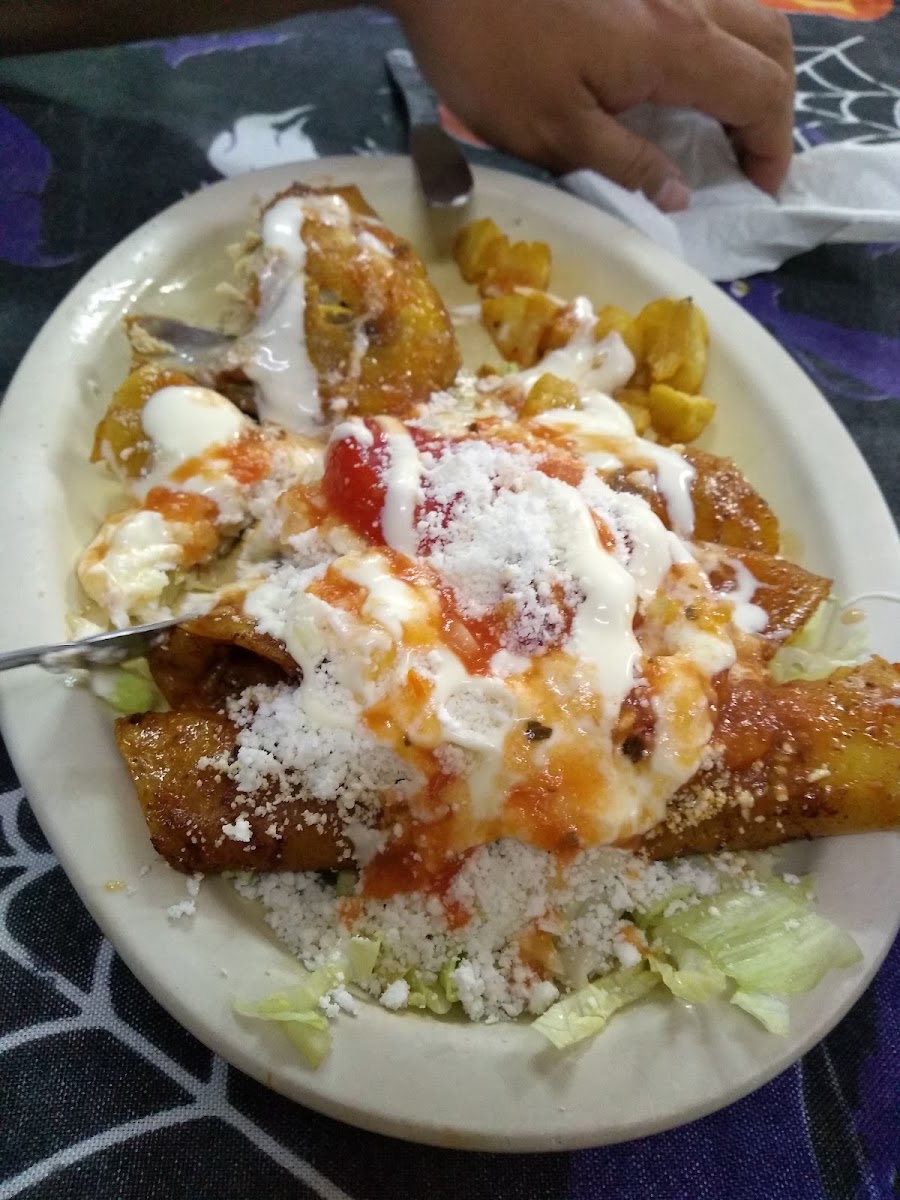 Enchiladas Y Carnitas La Estrella Photo 6