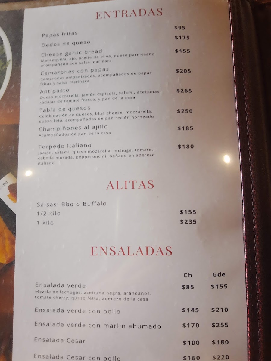 GEPPETTOS PIZZERIA & BISTRO Menu Photo 9