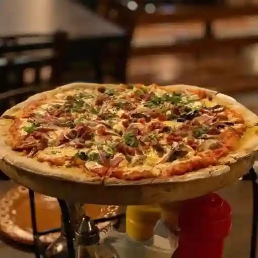 Giardinos Pizza Photo 4