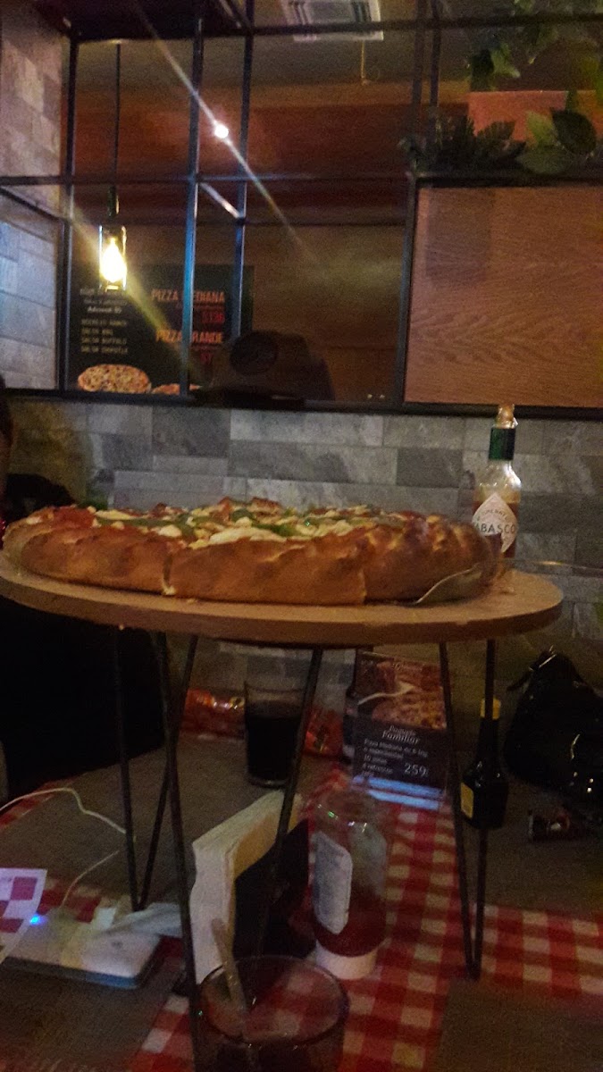 Giardinos Pizza Photo 7