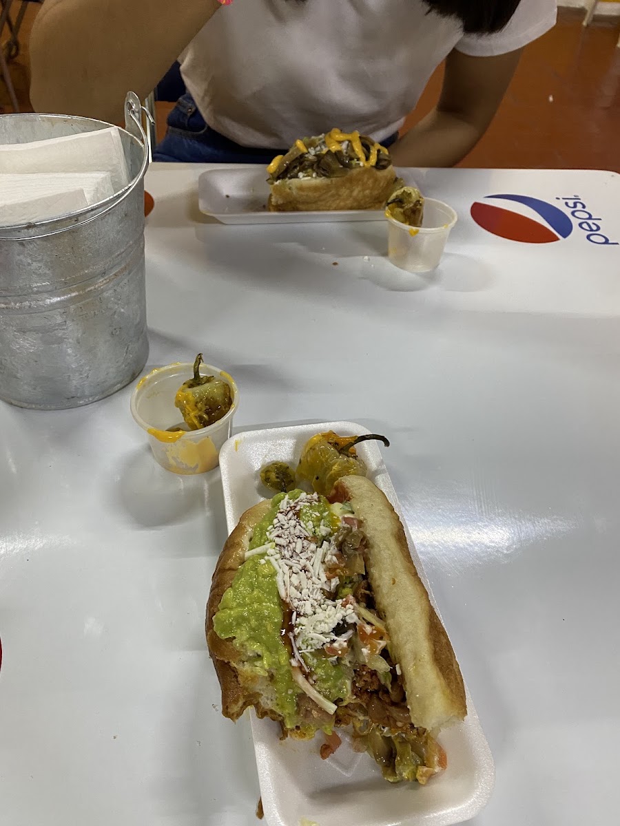 Hot Dogs Chema Plus Los Originales Photo 10