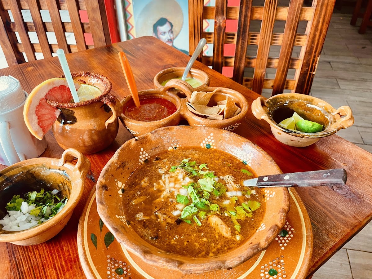 Jarritos Y Cazuelas Photo 9