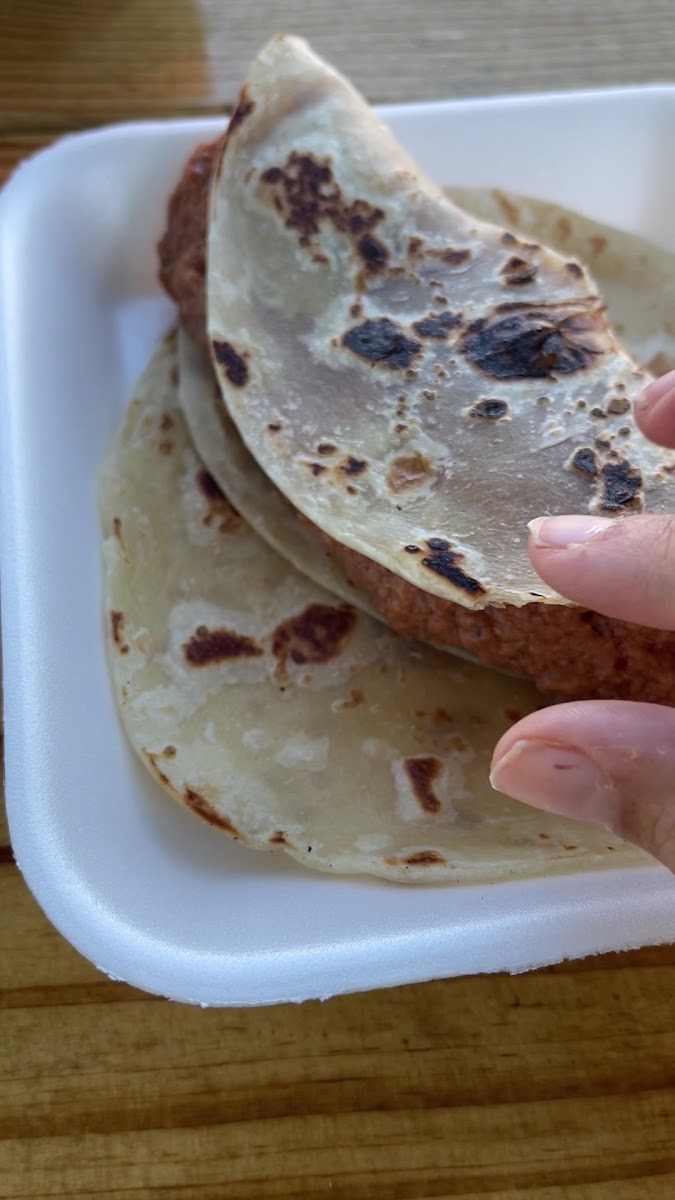 Johnny's Tacos De Cabeza Photo 2
