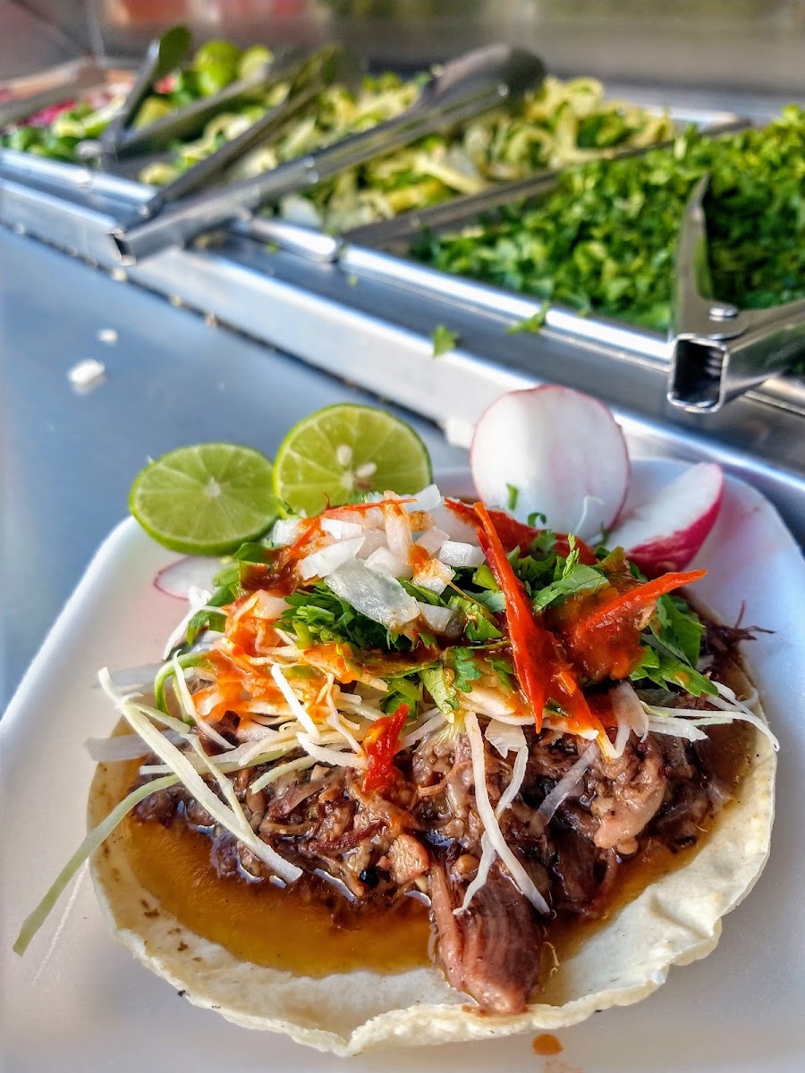 Johnny's Tacos De Cabeza Photo 9
