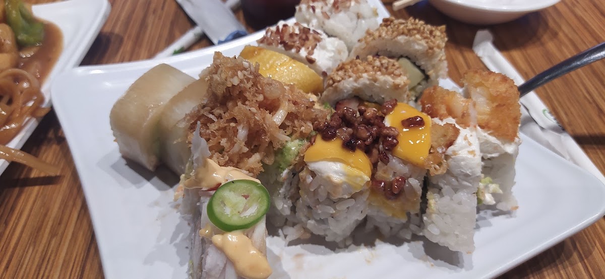 Kurai Sushi And Chinese Buffet Photo 9