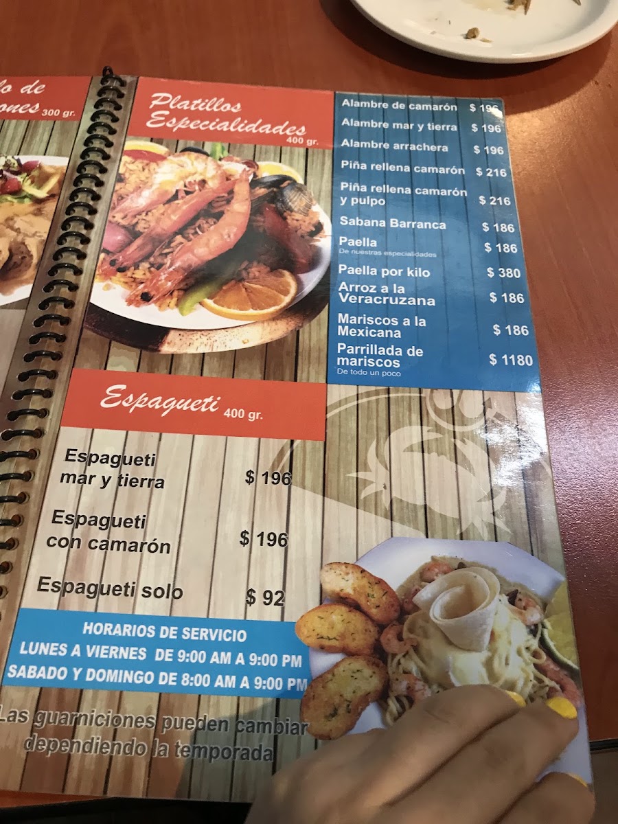 La Barranca Árboles Menu Photo 10